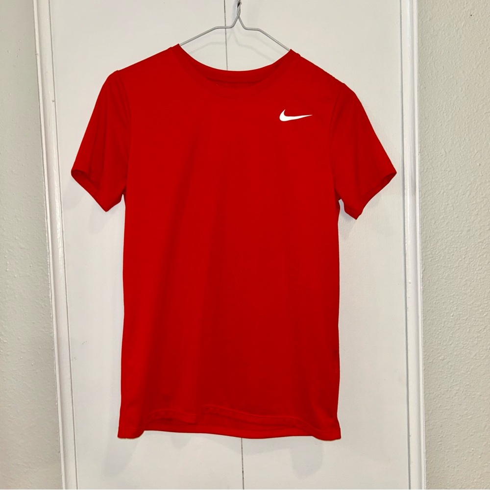 Nike Red Short Sleeve Dri-Fit T-Shirt ‘The Nike Tee’ XSmall